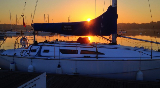 Great sunrise, marina crabbing – not much sailing